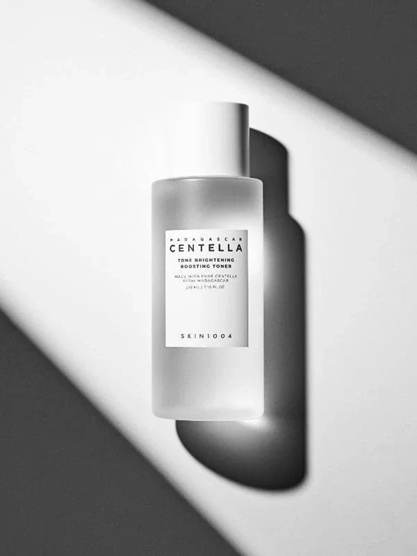 SKIN1004 Madagascar Centella Tone Brightening Boosting Toner 210ml