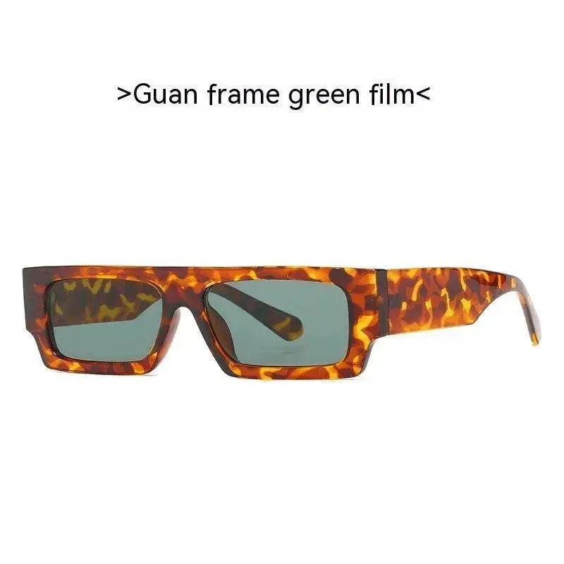 Small Frame Fashion Street Shot Sunglasses for Men & Women