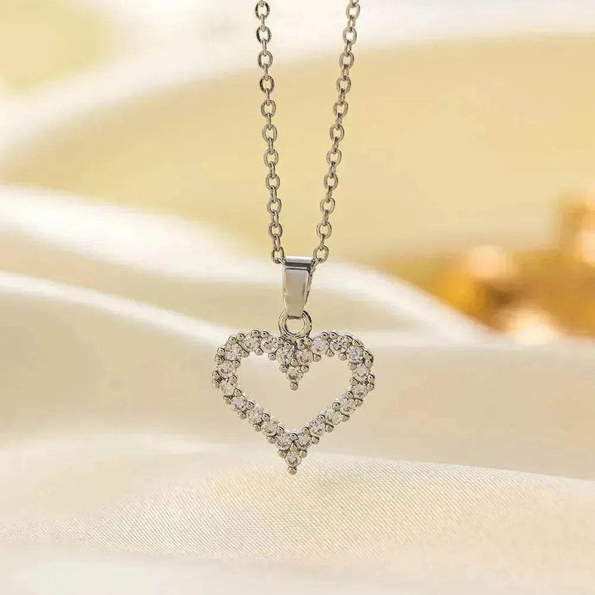 Stainless Steel Necklace Women's Fashion Copper-plated Gold Pendant Clavicle Chain For Mother Girlfriend Gift