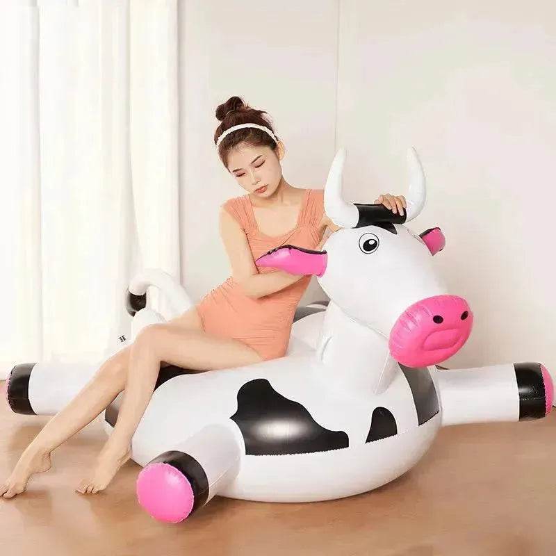 Summer Outdoor Water Inflatable Cows Floating Row Toys