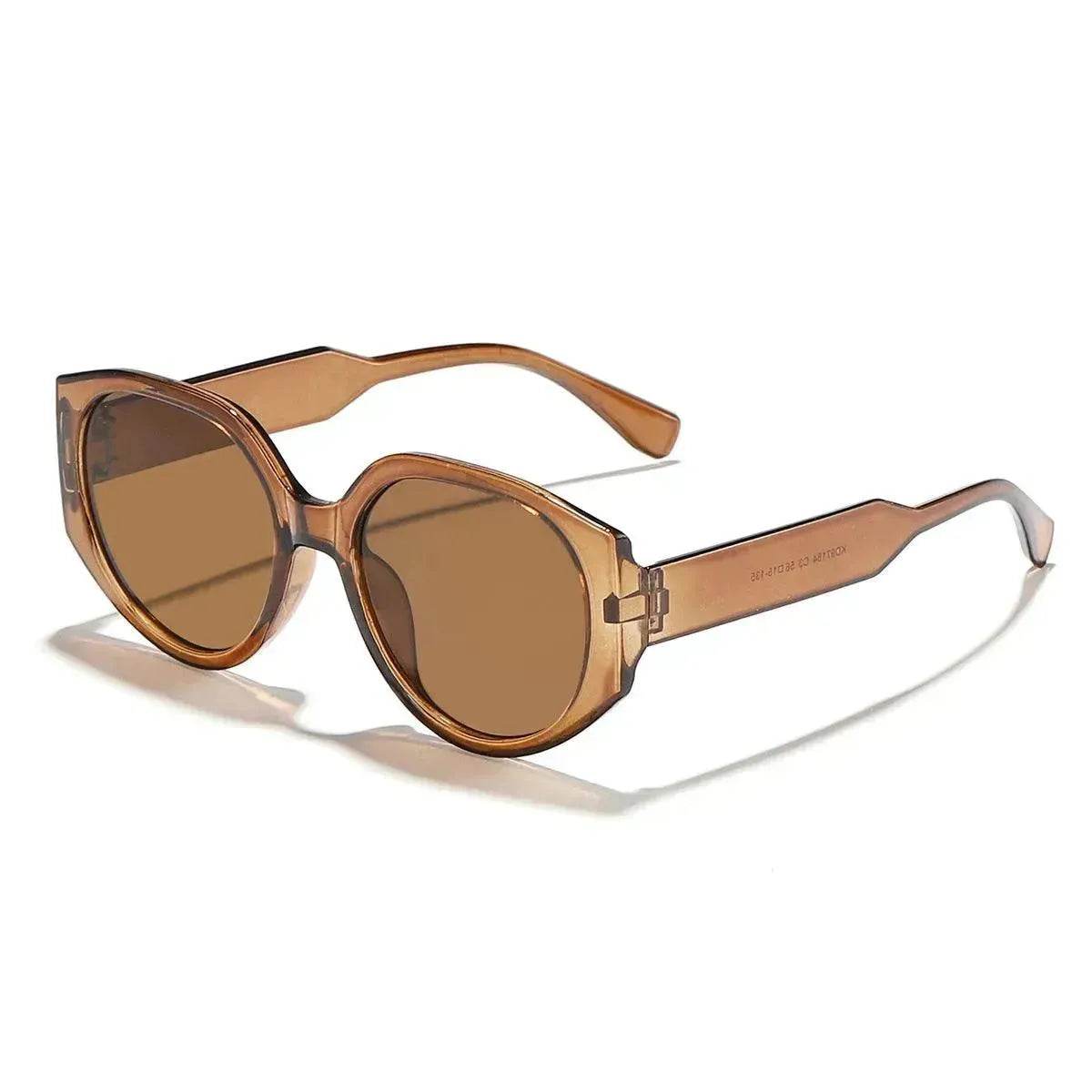 Sun-Resistant Polygon Sunglasses – Outdoor Wear Essential
