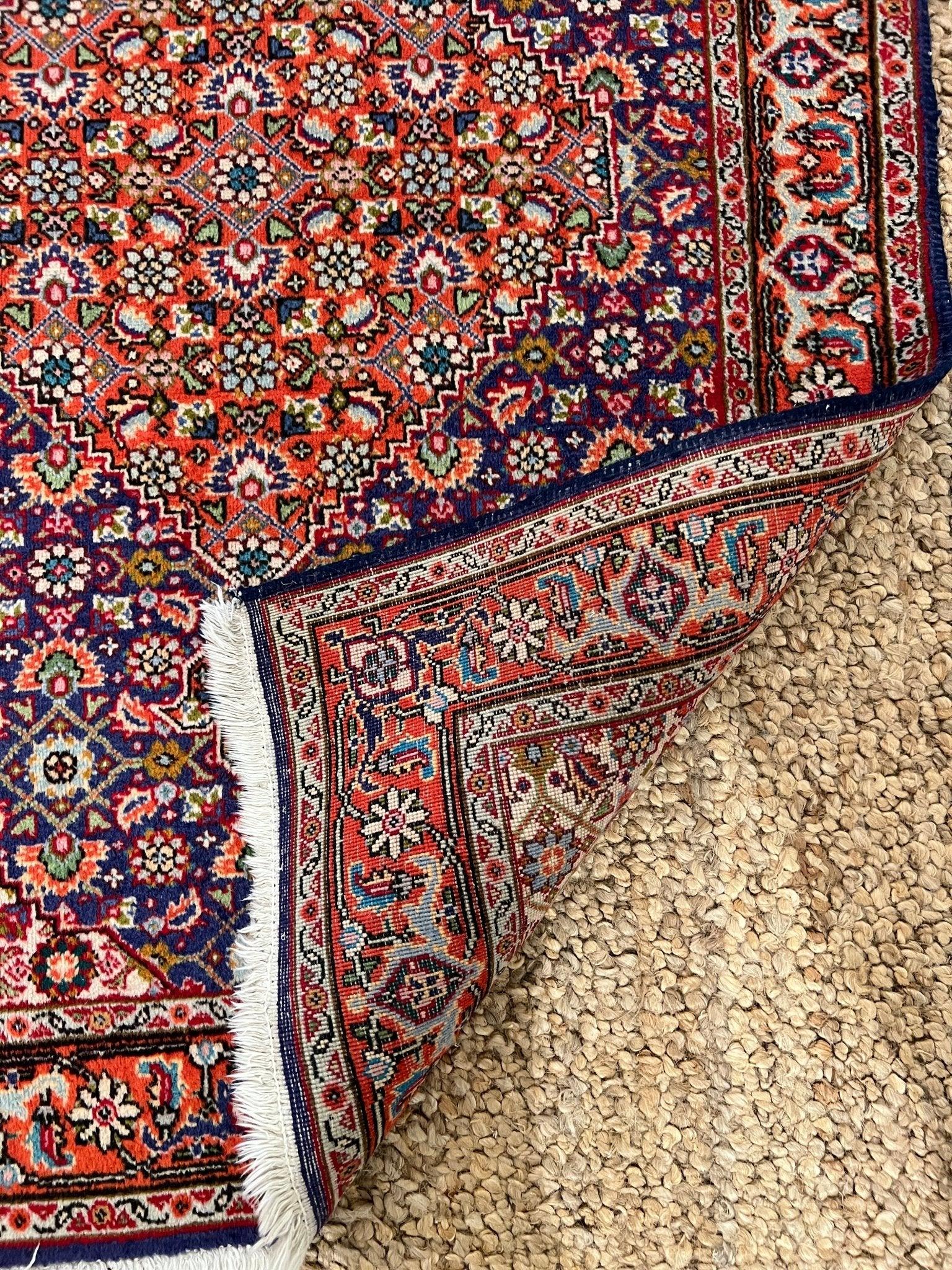 Persian Tabriz Rug | 4' 8