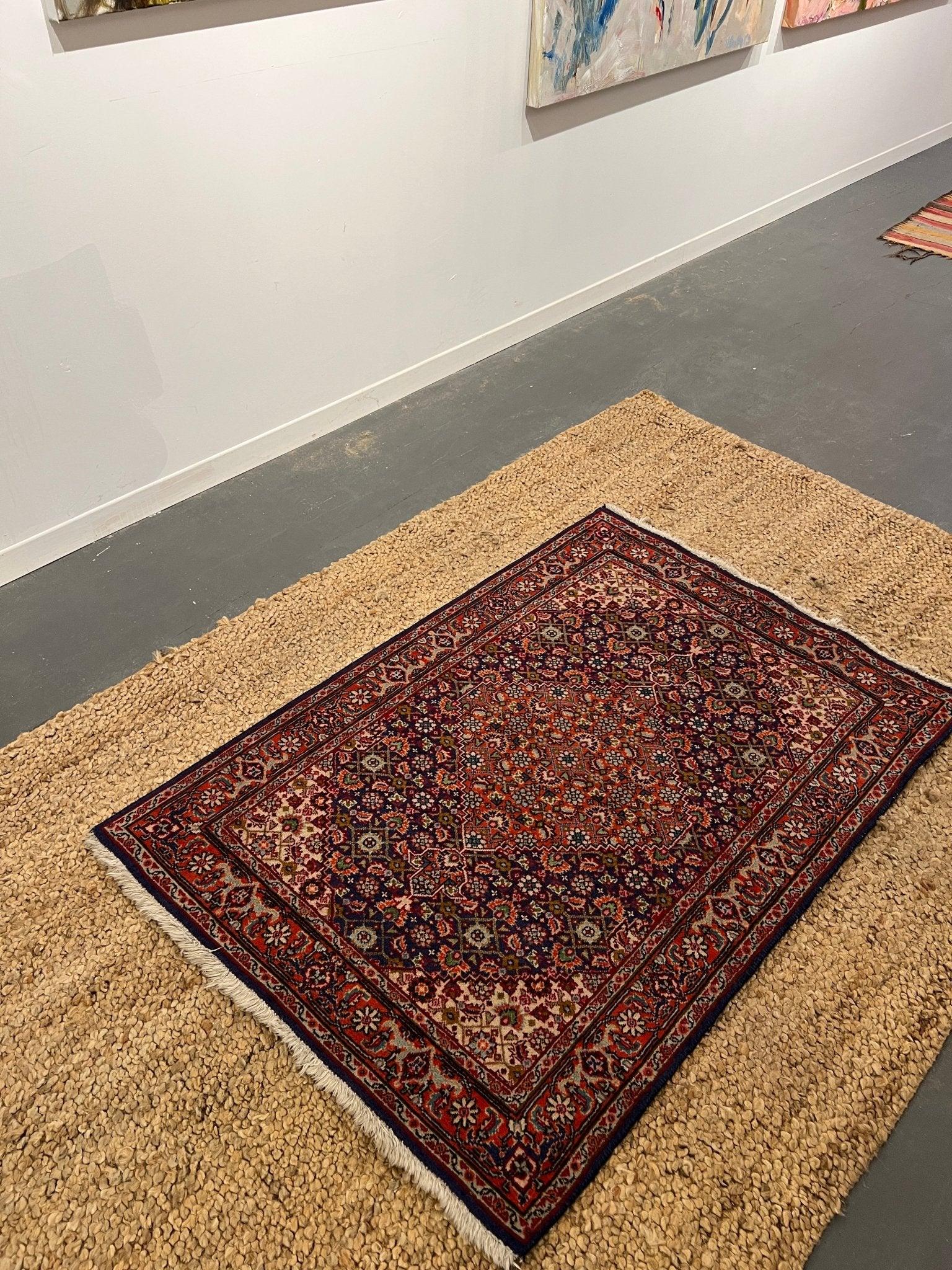 Persian Tabriz Rug | 4' 8