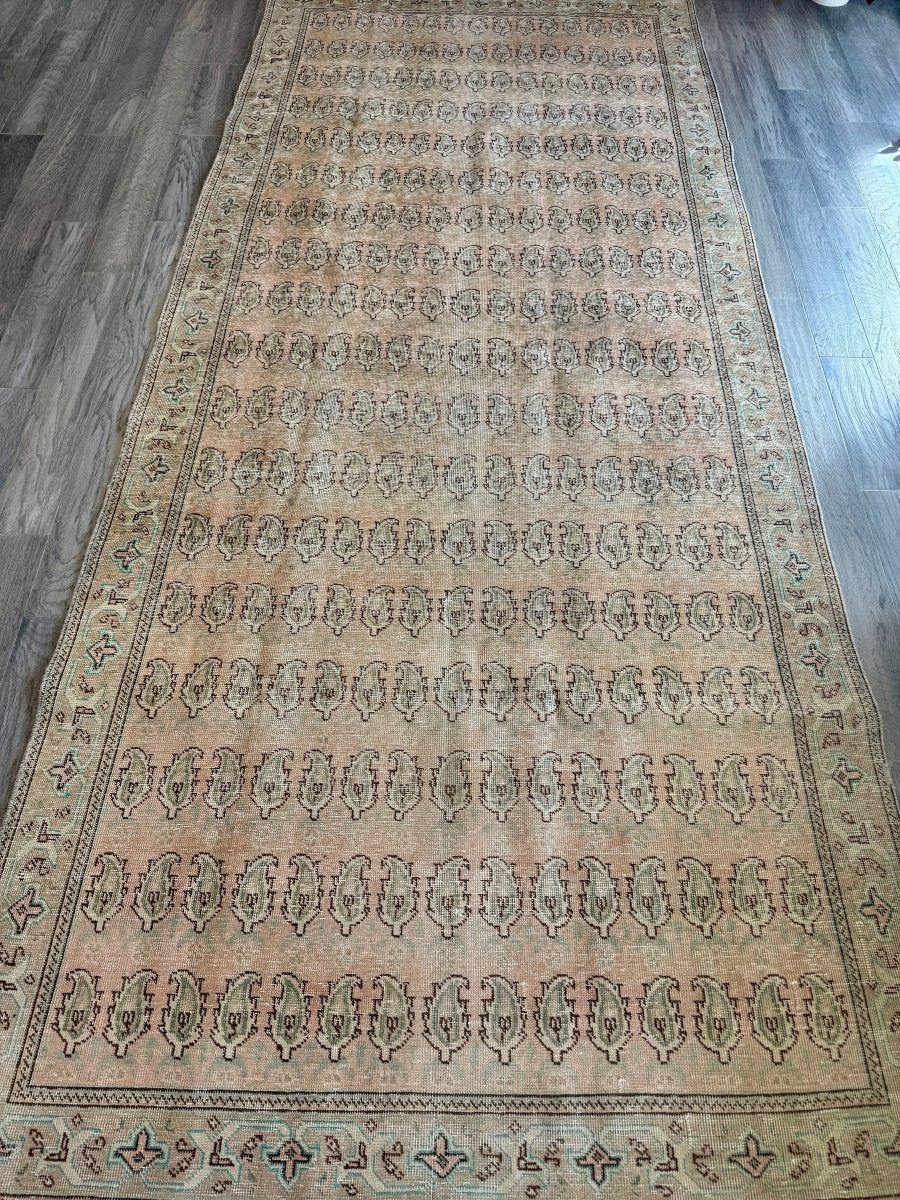 Tabriz Paisley Rug | 4' 9