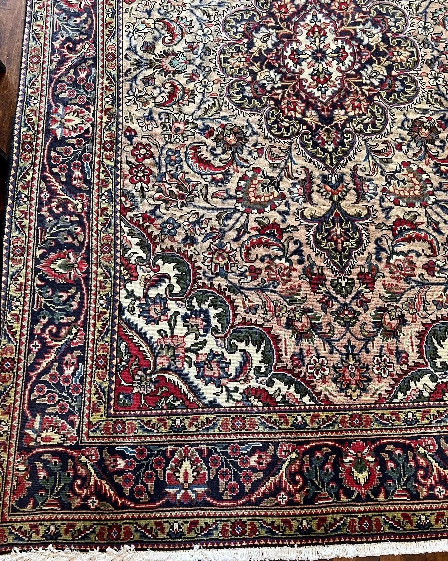Persian Tabriz Rug | 9’ 5” x 6’ 4”
