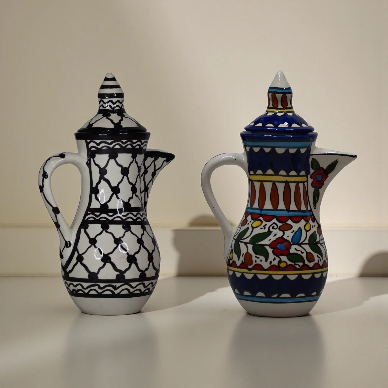 Palestinian Coffee Jug 17×17×26 cm – Handmade Ceramic Tea & Coffee Pot, Luxury Serving Jug (2 Colors)