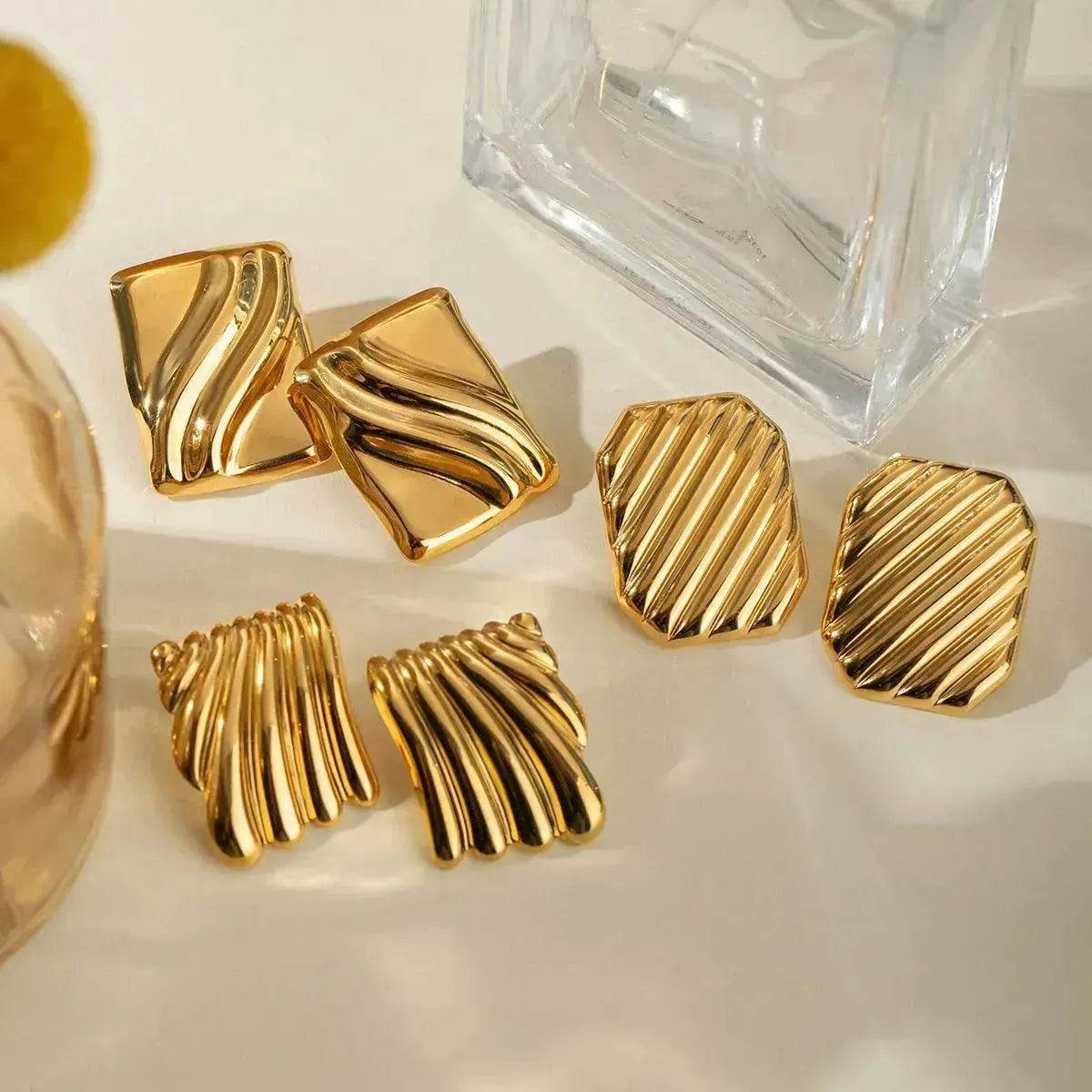 Trendy 18K Gold Stainless Steel Cube Wave Stud Earrings for Women Wedding Earrings