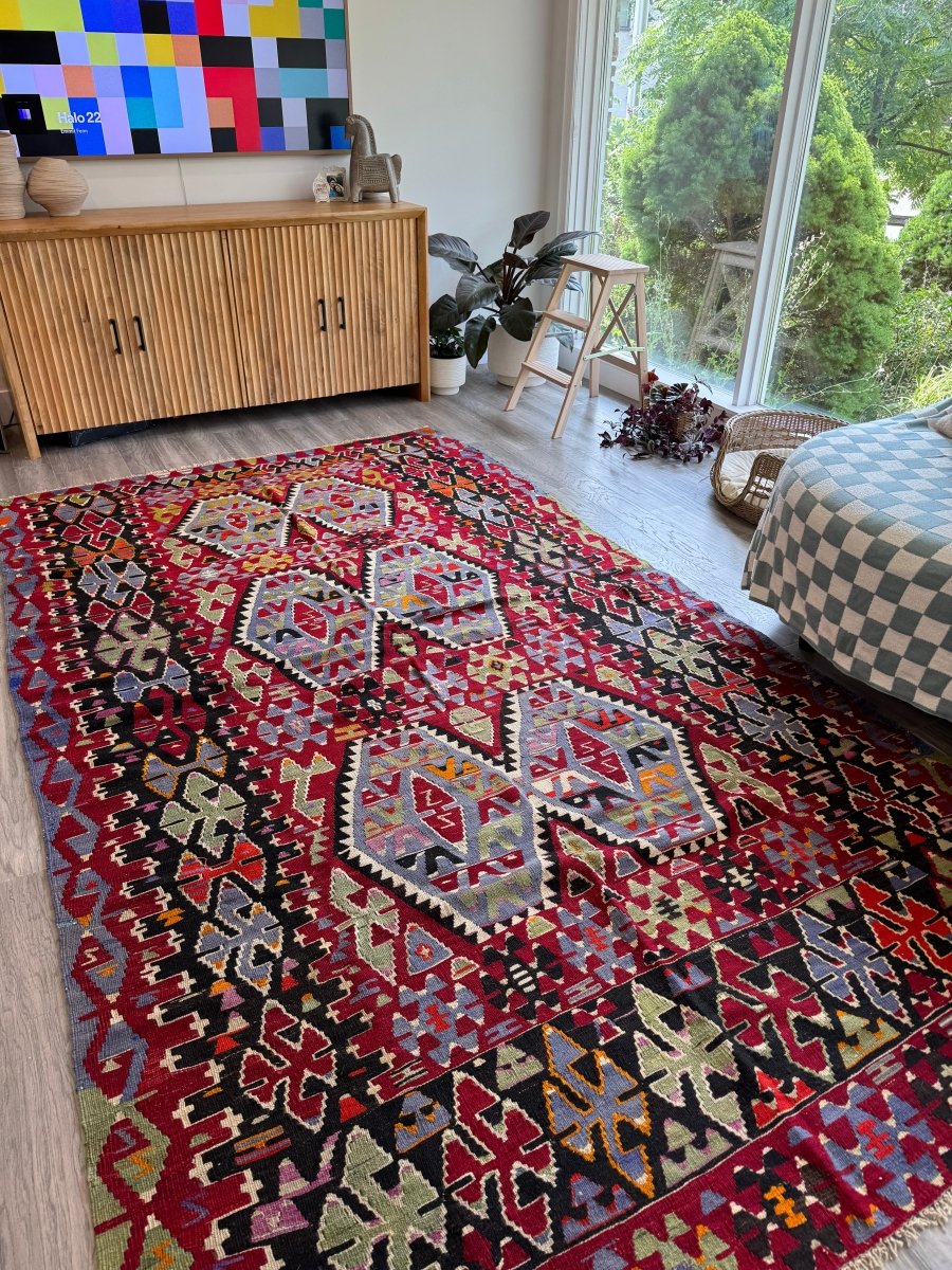 Turkish Uşak Eşme Kilim | 5' 11