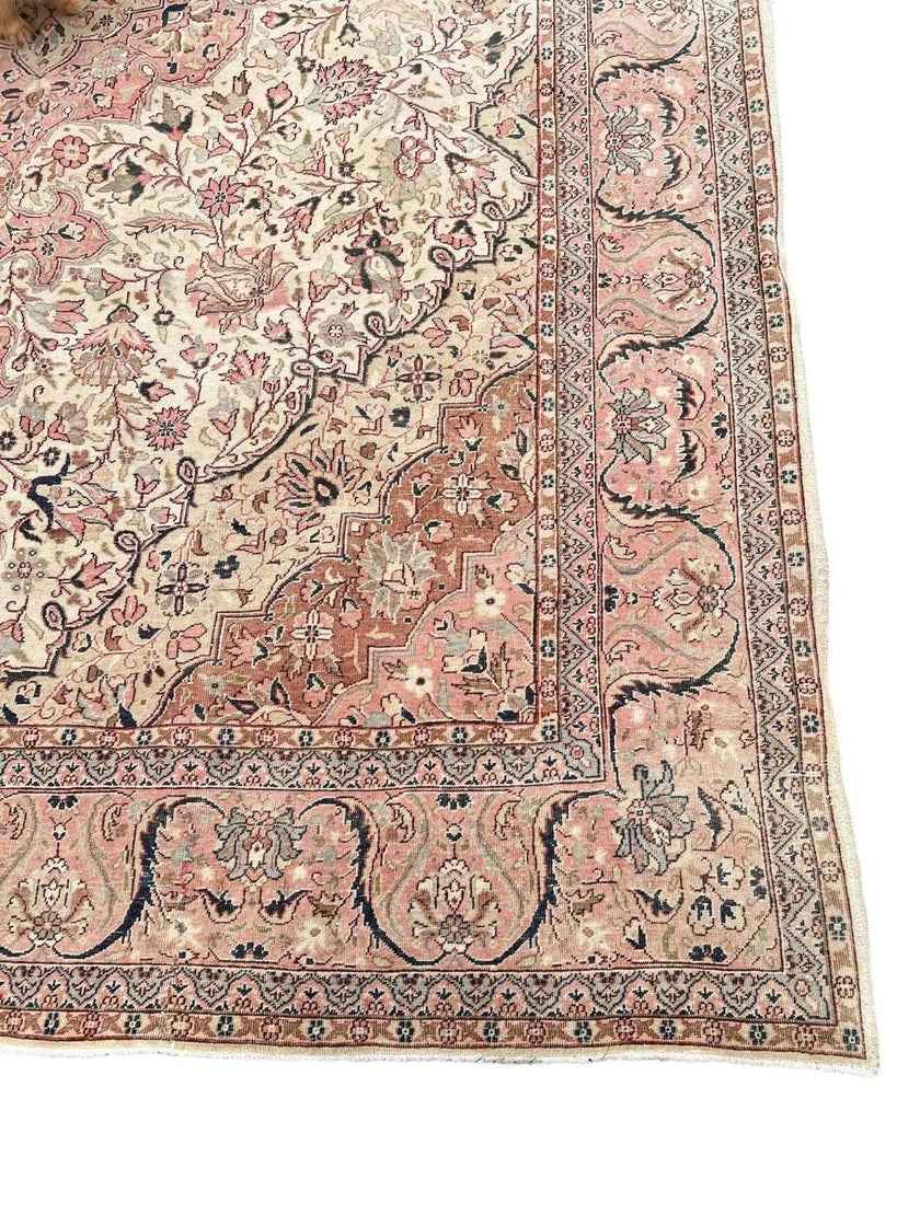 Turkish Vintage Rug - 12 x 8