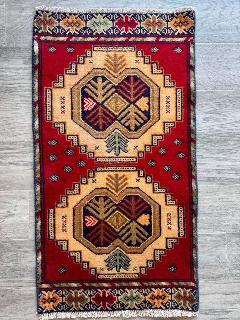 Turkmen Mini Rug | 1' 5