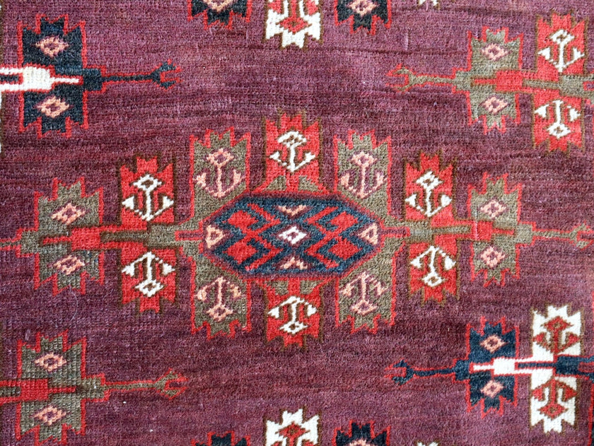 Turkmen Yomut Rug | 6' 10