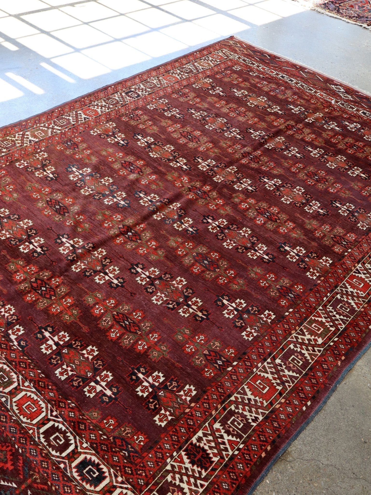 Turkmen Yomut Rug | 6' 10