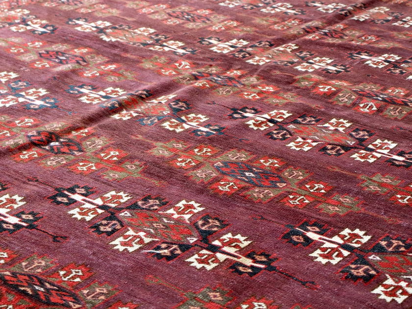 Turkmen Yomut Rug | 6' 10
