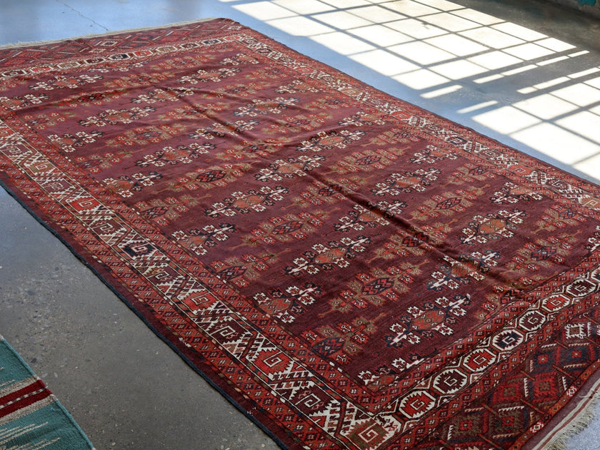 Turkmen Yomut Rug | 6' 10