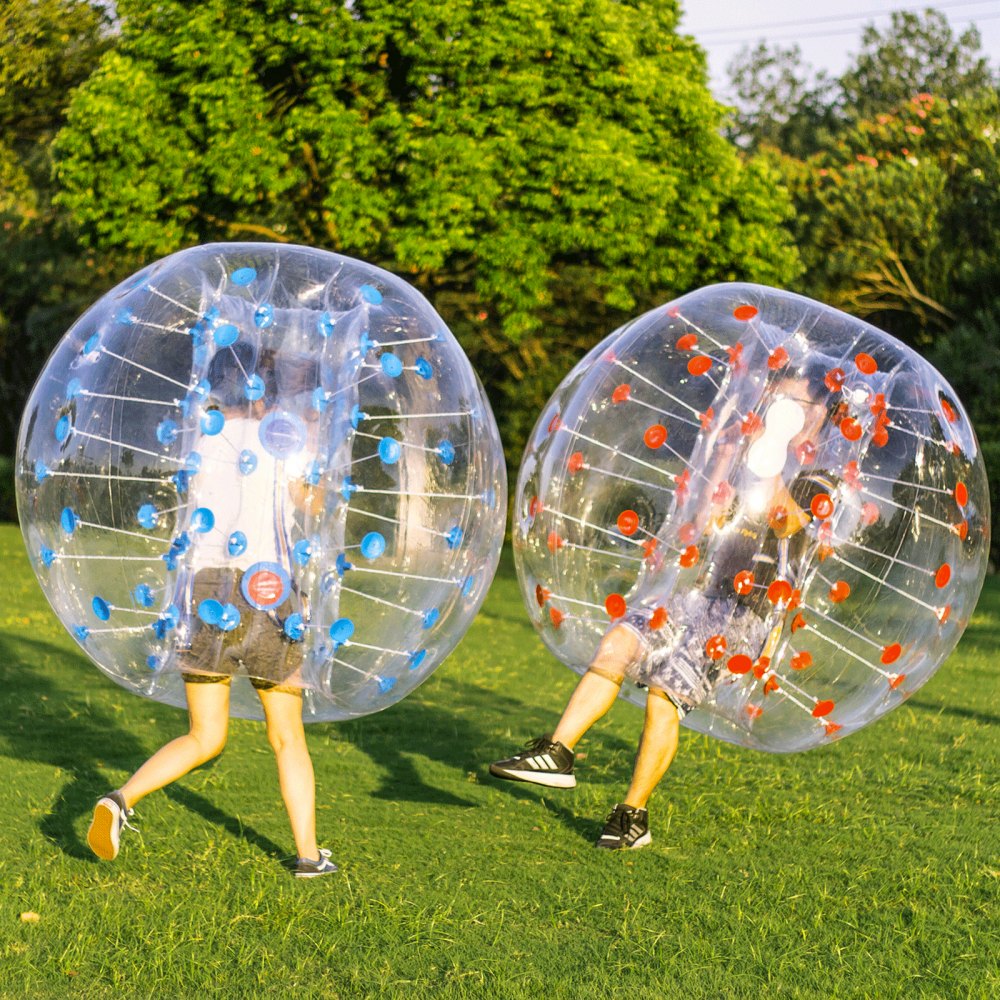 VEVOR Inflatable Bumper Ball 5 FT / 1.5M Diameter, Bubble Soccer Ball, Blow It Up in 5 Min, Inflatable Zorb Ball for Adults or Children (5 FT, Blue Dot)