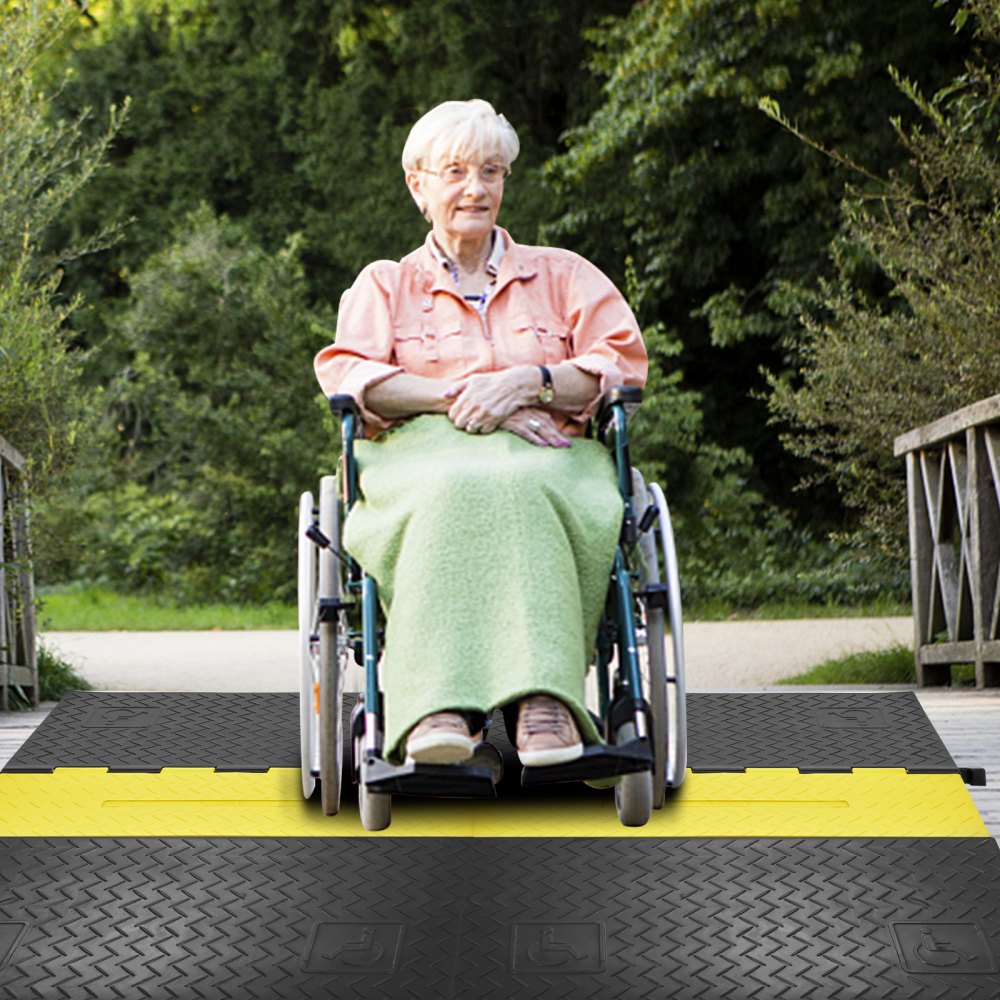 VEVOR Rubber Cable Protector Ramp, 5 Channel, 22000 lbs/axle Capacity Heavy Duty Wire Cover Ramp Hose Cord Ramp Driveway, Traffic Speed Bump with Flip-Open Top Cover, ADA Compliant for Indoor & Outdoo