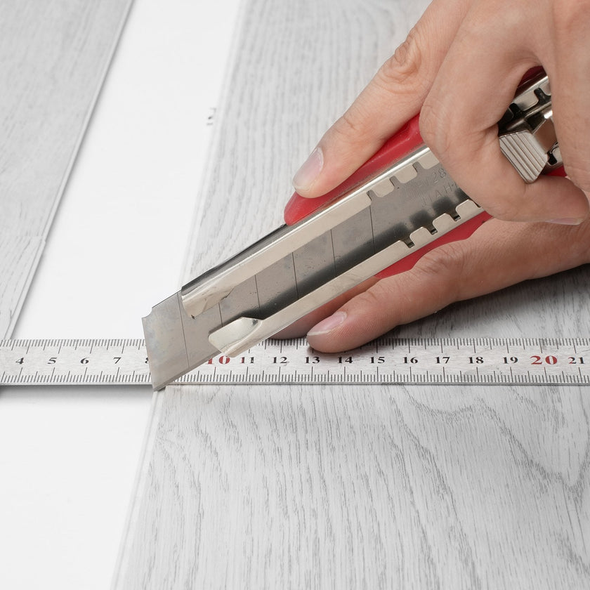 VEVOR Interlocking Vinyl Floor Tiles 48 x 7.3 inch, 10 Tiles 5.5mm Thick Snap Together, Light Gray Wood Grain DIY Flooring for Kitchen, Dining Room, Bedrooms & Bathrooms, Easy for Home Decor