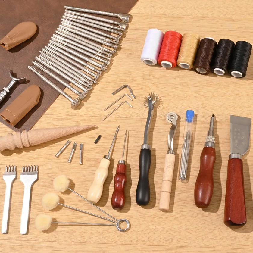 VEVOR Leather Working Tools Kit 72 PCS Engraving Punching Stamping Sewing Tools