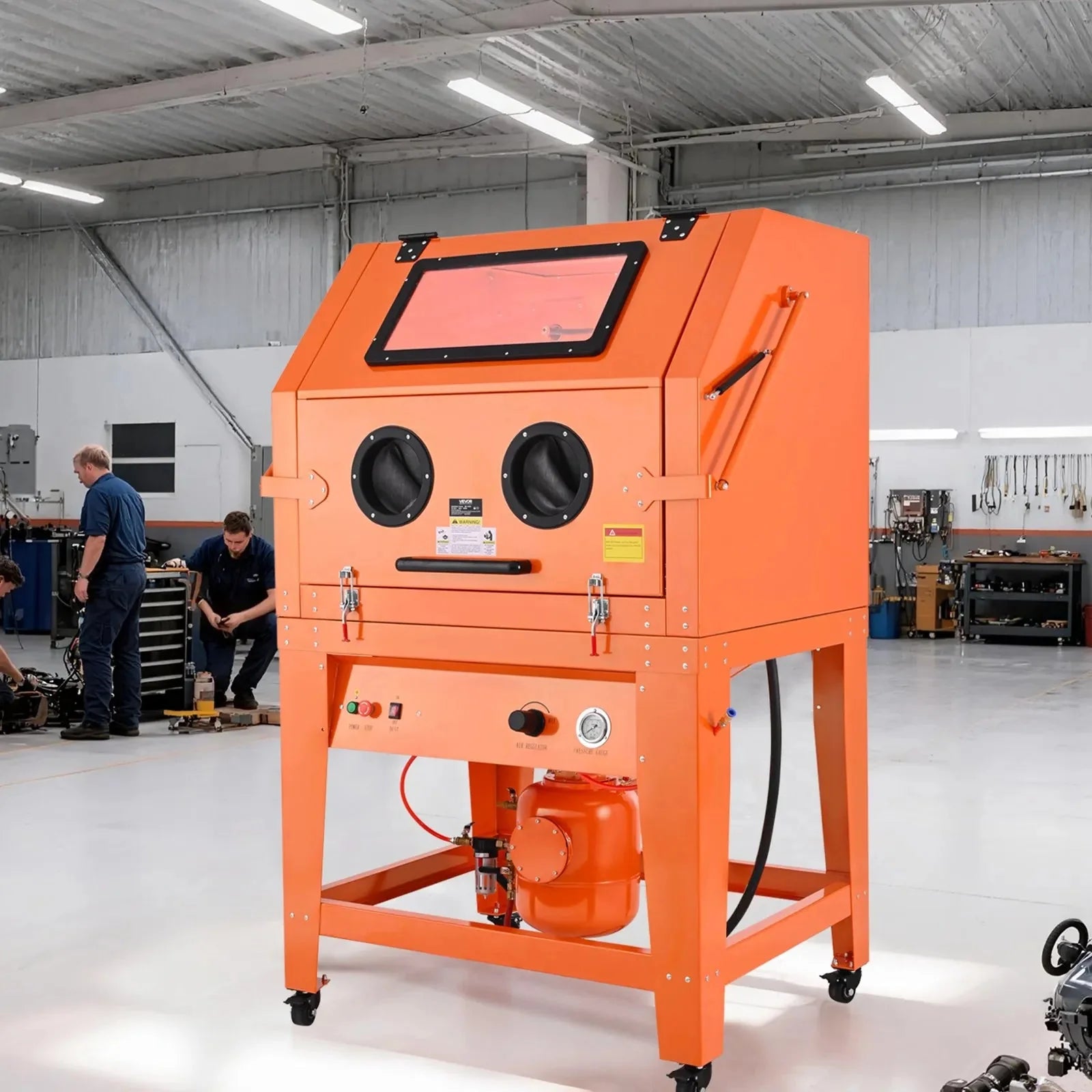 VEVOR 245 Gallon Sandblasting Cabinet with Pressurized Tank, Heavy Duty Steel Sand Blasting Cabinet on Wheels - with 32 Gallon Media Hopper & 1.6HP Dust Collector for Oversized Parts Surface Finishing