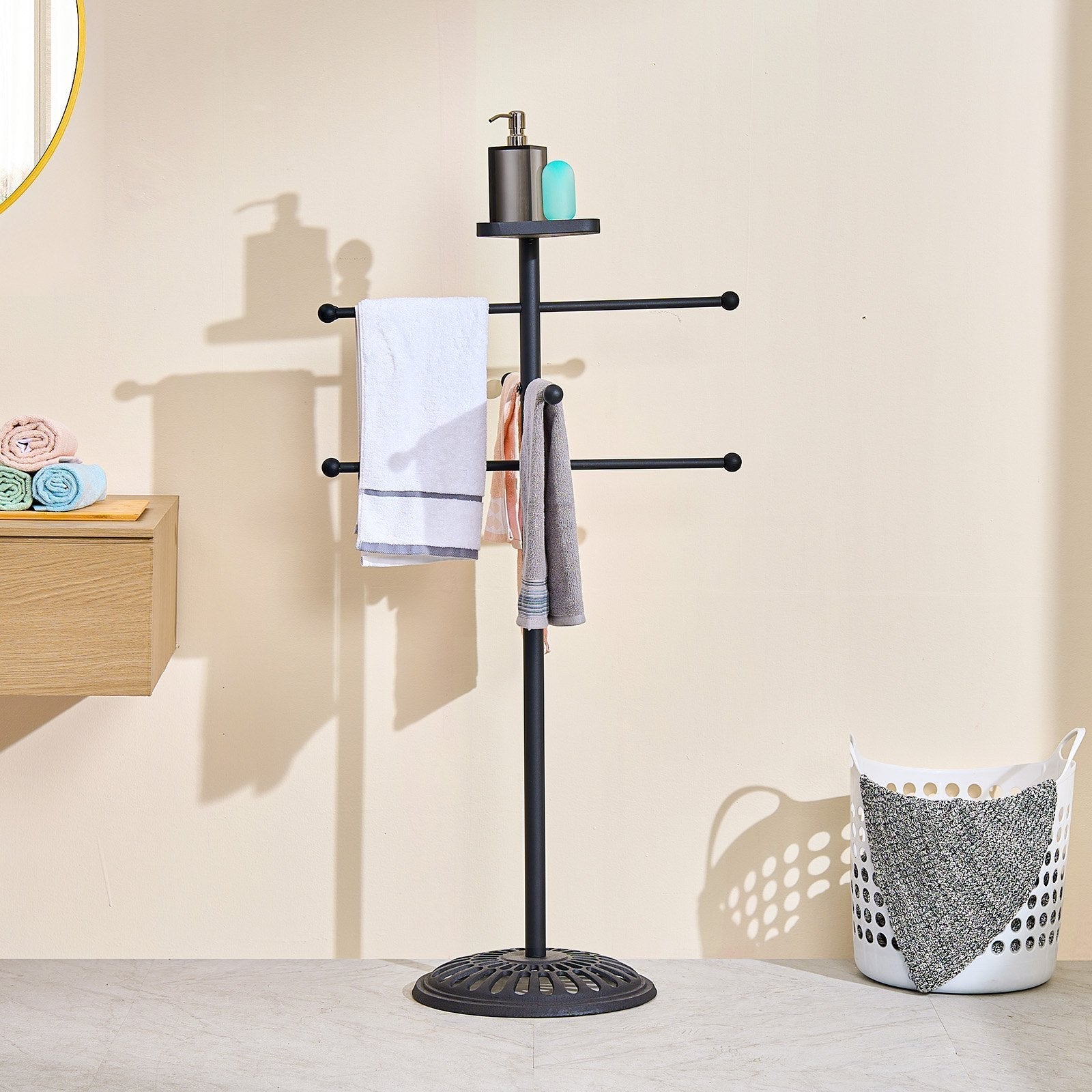 VEVOR Towel Rack 3-Bar Outdoor Towel Holder with Metal Base Pool Bath Spa Black