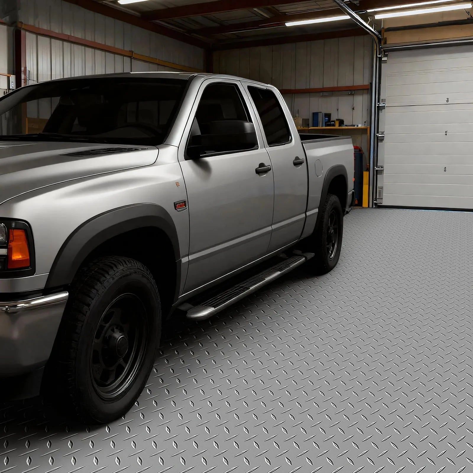 VEVOR Garage Floor Roll, 7.5 x 17 ft Garage Flooring Mat, 2.2 mm Thickened PVC Diamond Plate Floor Protector Mat with Double-sided Tape, Non-Slip, Easy to Clean for Warehouse, Gyms,Silver Gray