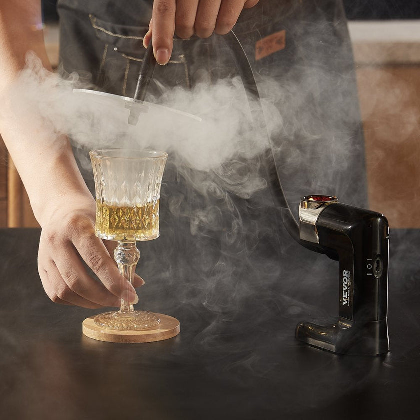 VEVOR Smoking Gun Kit, Old Fashioned Wood Smoke Infuser, Cocktail Smoker with Four Flavors of Wood Chips and Accessories, Cold Smoke for Foods and Drinks, Bourbon Whiskey Gifts for Father/Husband/Men
