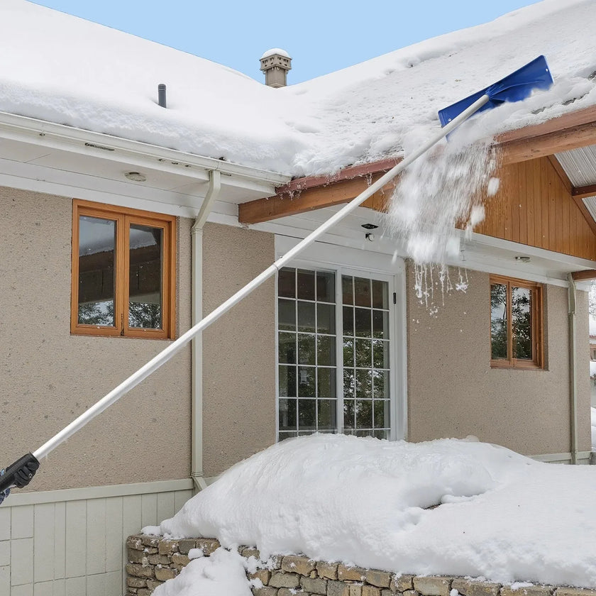 VEVOR Snow Roof Rake, 24 in PP Plastic Blade, 3.8-18.2 ft Adjustable Roof Snow Scraper with Wheels, Anti-Slip Handle Snows Removal Tool, Lightweight House Rooftop Rake for Leaves Debris Removal