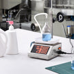 VEVOR Liquid Filling Machine, 5-300 g Weighing Capacity, Automatic Bottle Filler Machine, Bottling Machine Peristaltic Pump Digital Control for Milk, Water, Wine, Beverage, Soy Sauce (Single Nozzle)