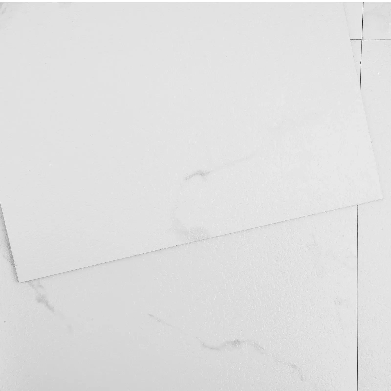 VEVOR Self Adhesive Vinyl Floor Tiles 12 x 12 inch, 50 Tiles 1.5mm Thick Peel & Stick, White Marble Texture DIY Flooring for Kitchen, Dining Room, Bedrooms & Bathrooms, Easy for Home Decor