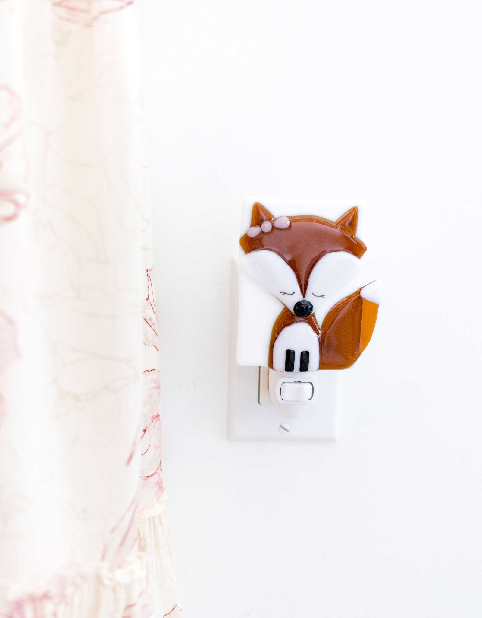 Night Light - Rosalie The Fox - Veille sur toi