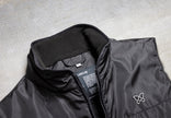 Veste sans manche isolée à l'asclépiade