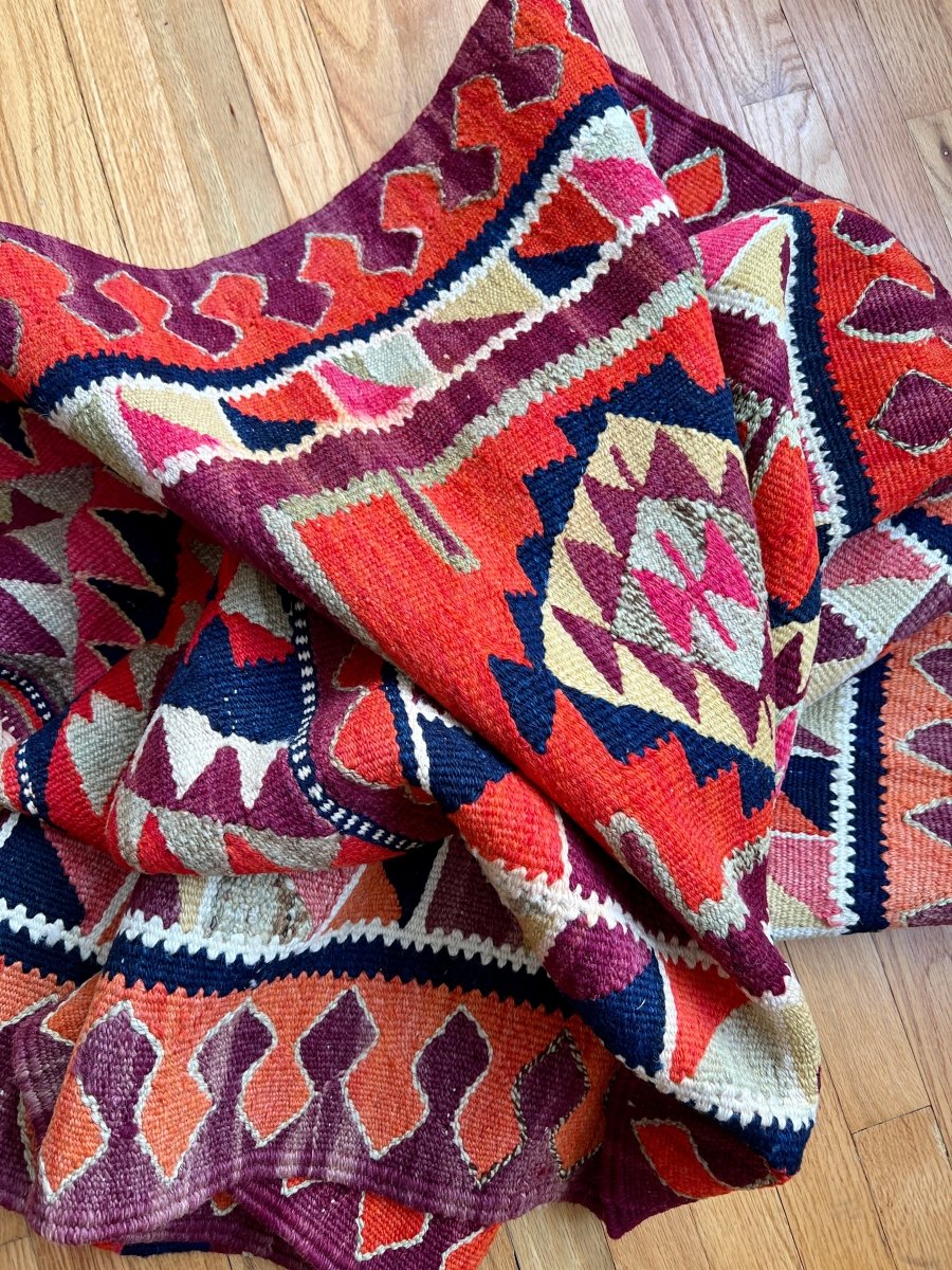 Vintage Herki Runner | 2' 8