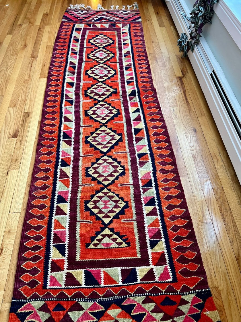 Vintage Herki Runner | 2' 8