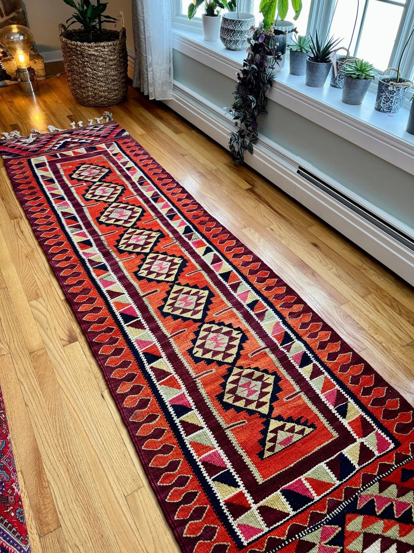 Vintage Herki Runner | 2' 8