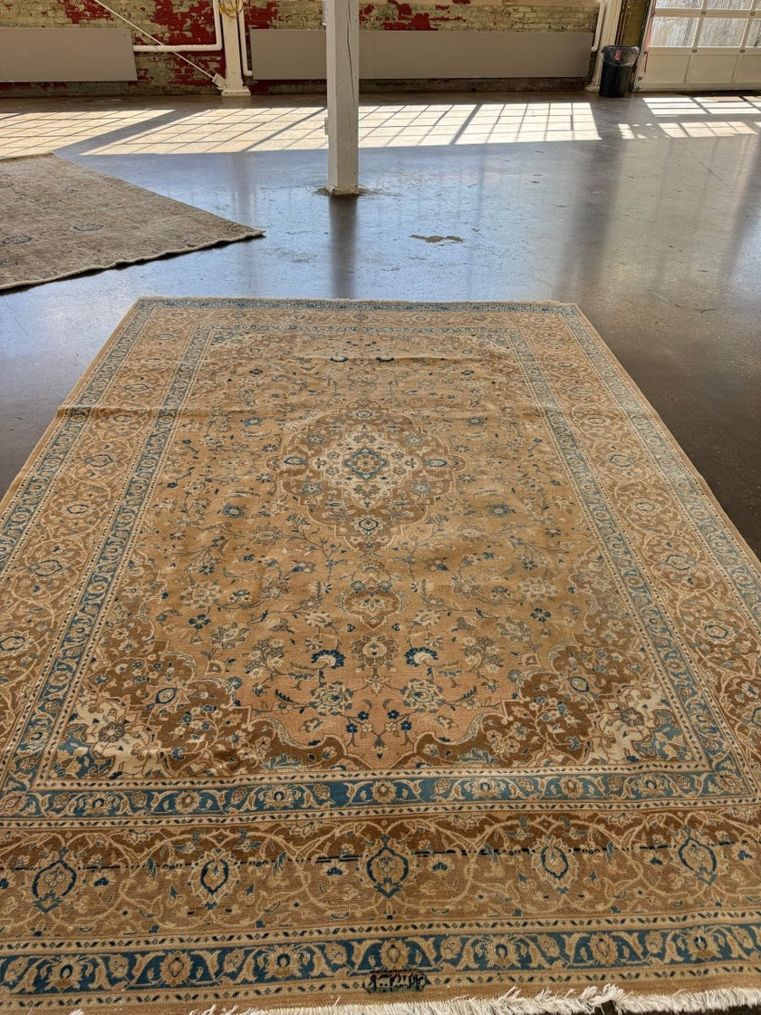 Vintage Kashan Rug | 7' 10