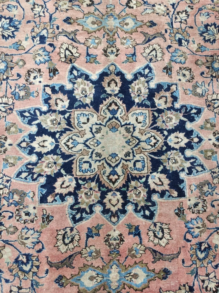 Vintage Mashad Rug | 7' 9