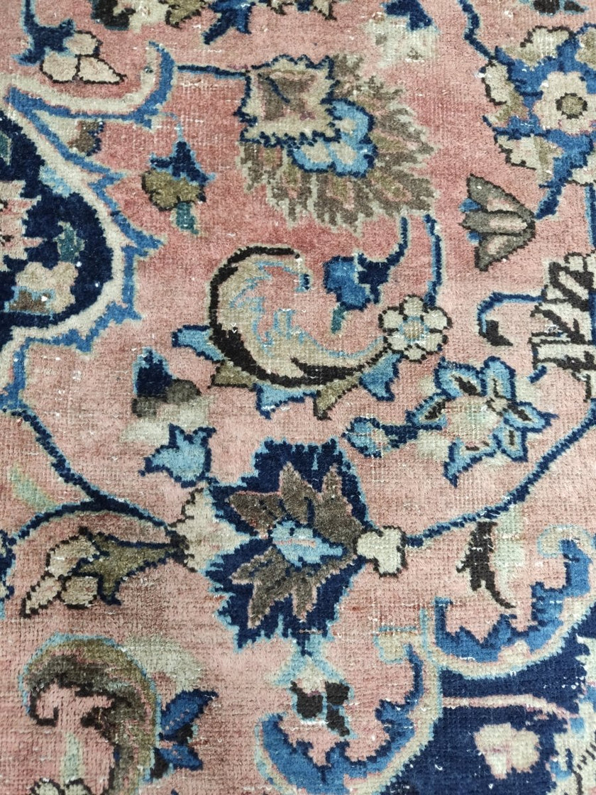 Vintage Mashad Rug | 7' 9