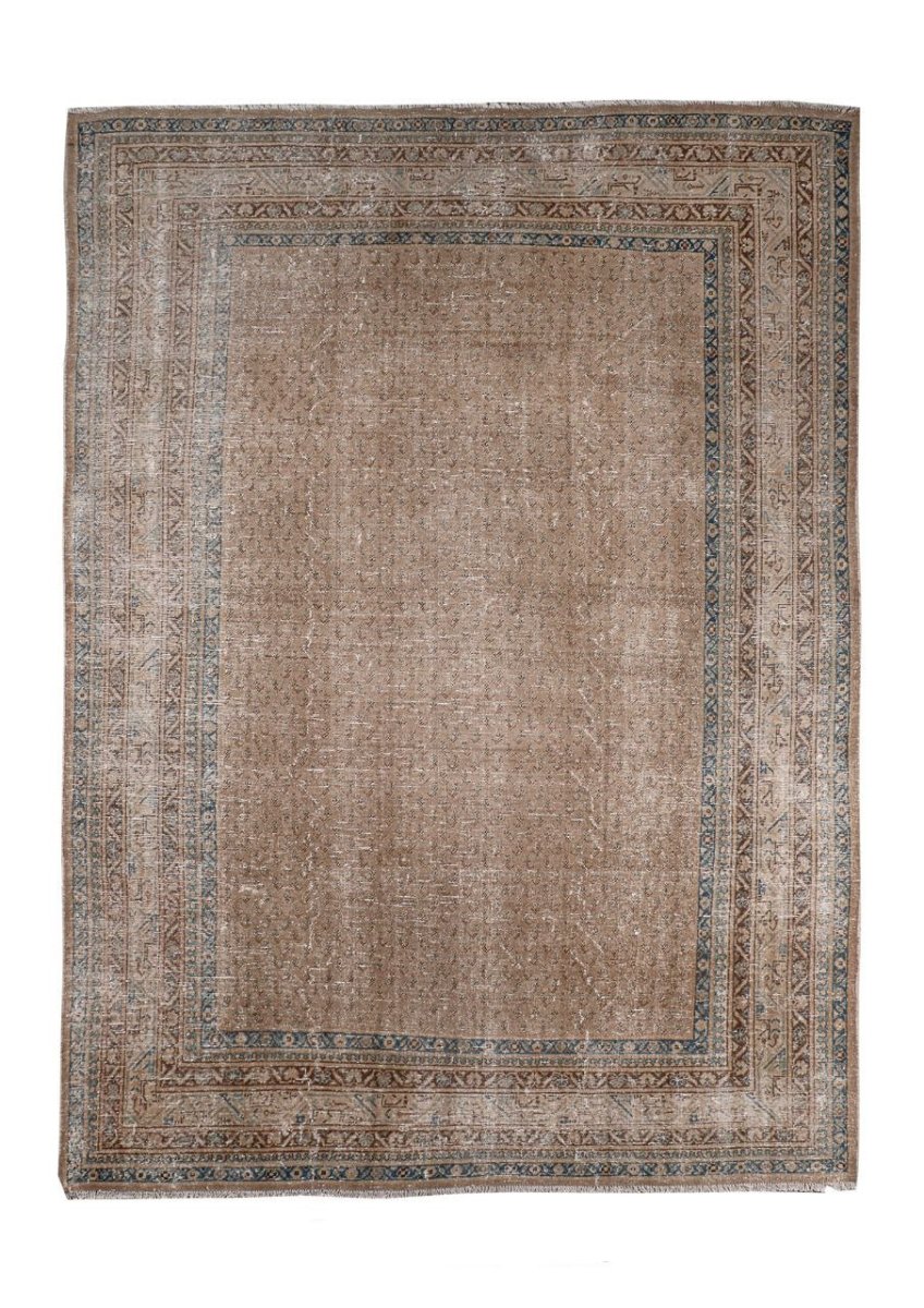 Vintage Mir Saraband Rug | 7' 9
