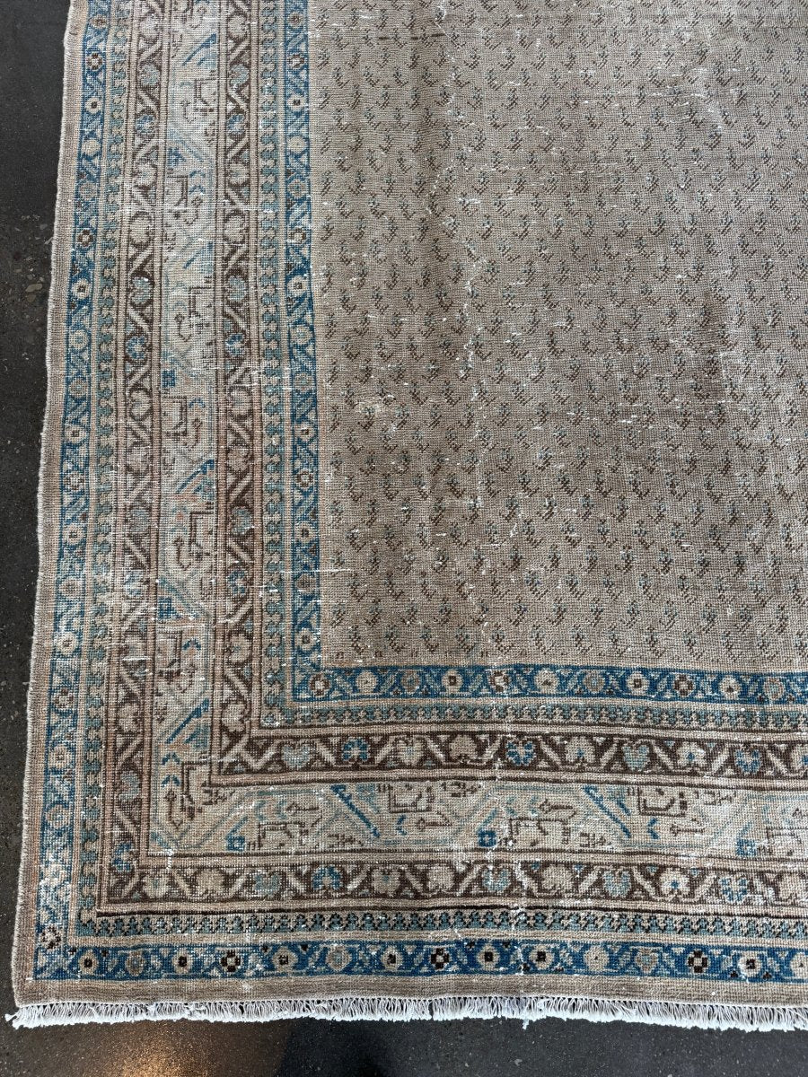 Vintage Mir Saraband Rug | 7' 9