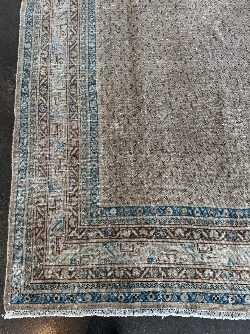 Vintage Mir Saraband Rug | 7' 9