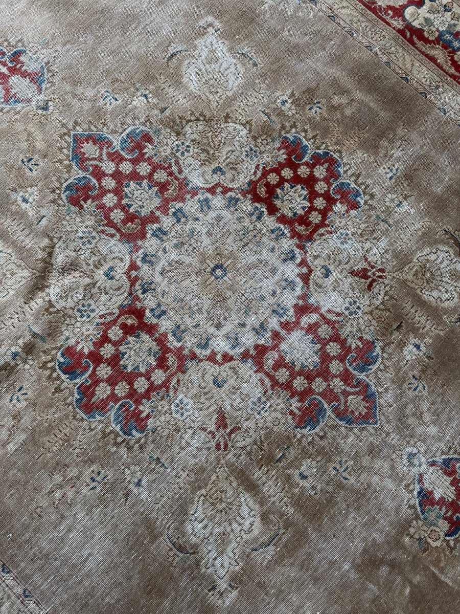 Vintage Tabriz Rug | 7' 5