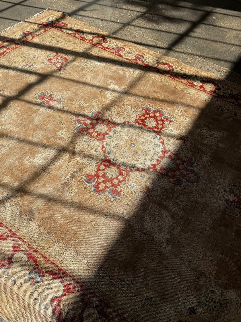 Vintage Tabriz Rug | 7' 5