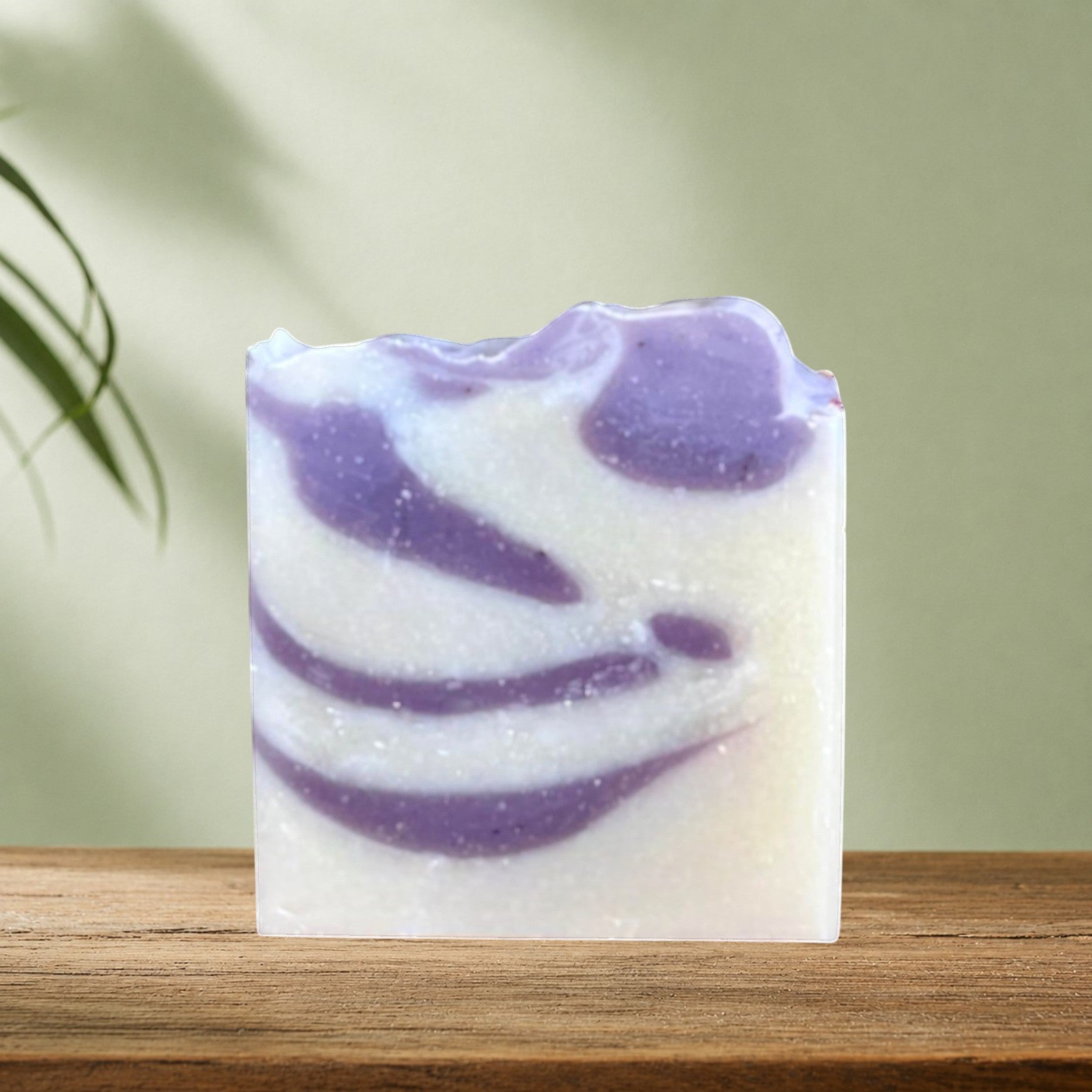 Savon à l'argile brésilienne WHITNEY huile d'avocat et lilas