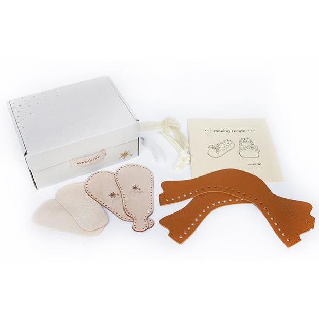 Umeloihc Wi 9cm Babies First Shoe Kit White