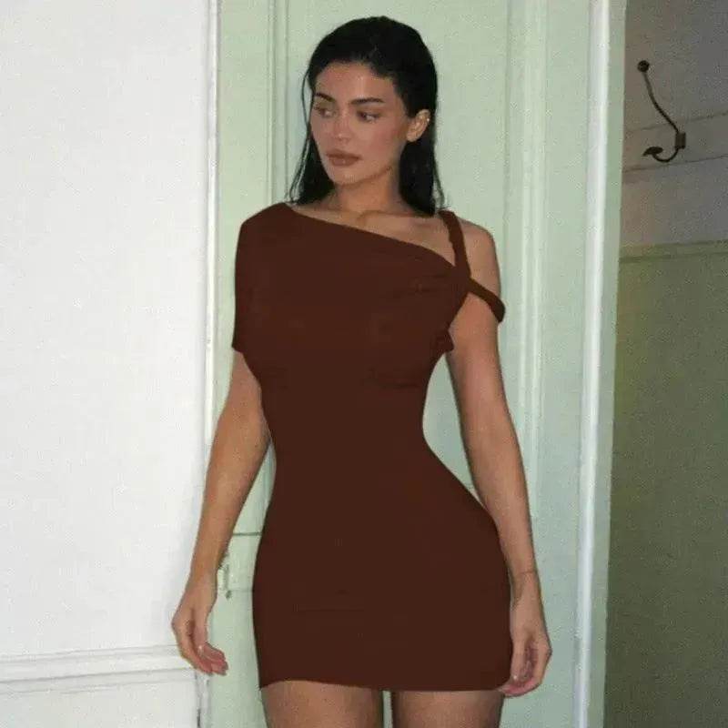 Women's Slim Hip Dress Summer Fashion One-shoulder Short Sleeve Solid Color Mini Dress