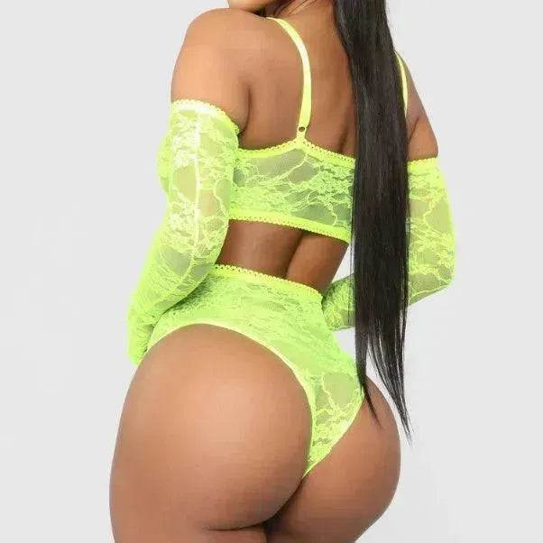 Women's three-point strap lingerie