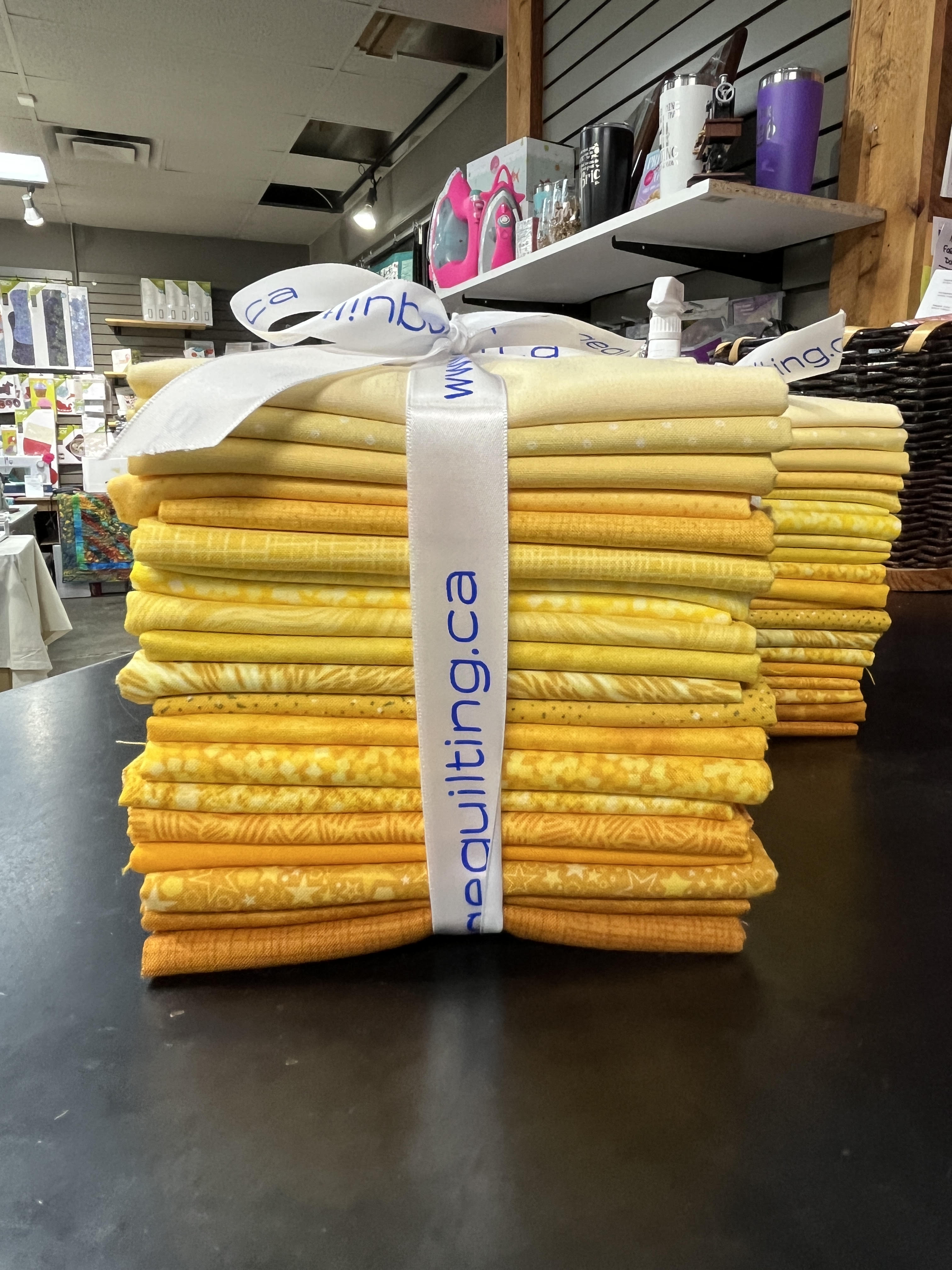 Fat Quarter Bundle Assorted 20 pcs.