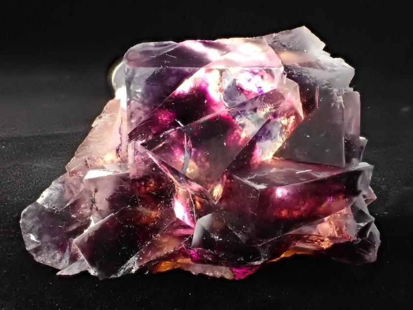 Yindu Fluorite with Deep Violet Cubes and UV Fluorescence – Yindu Mine, Inner Mongolia, China