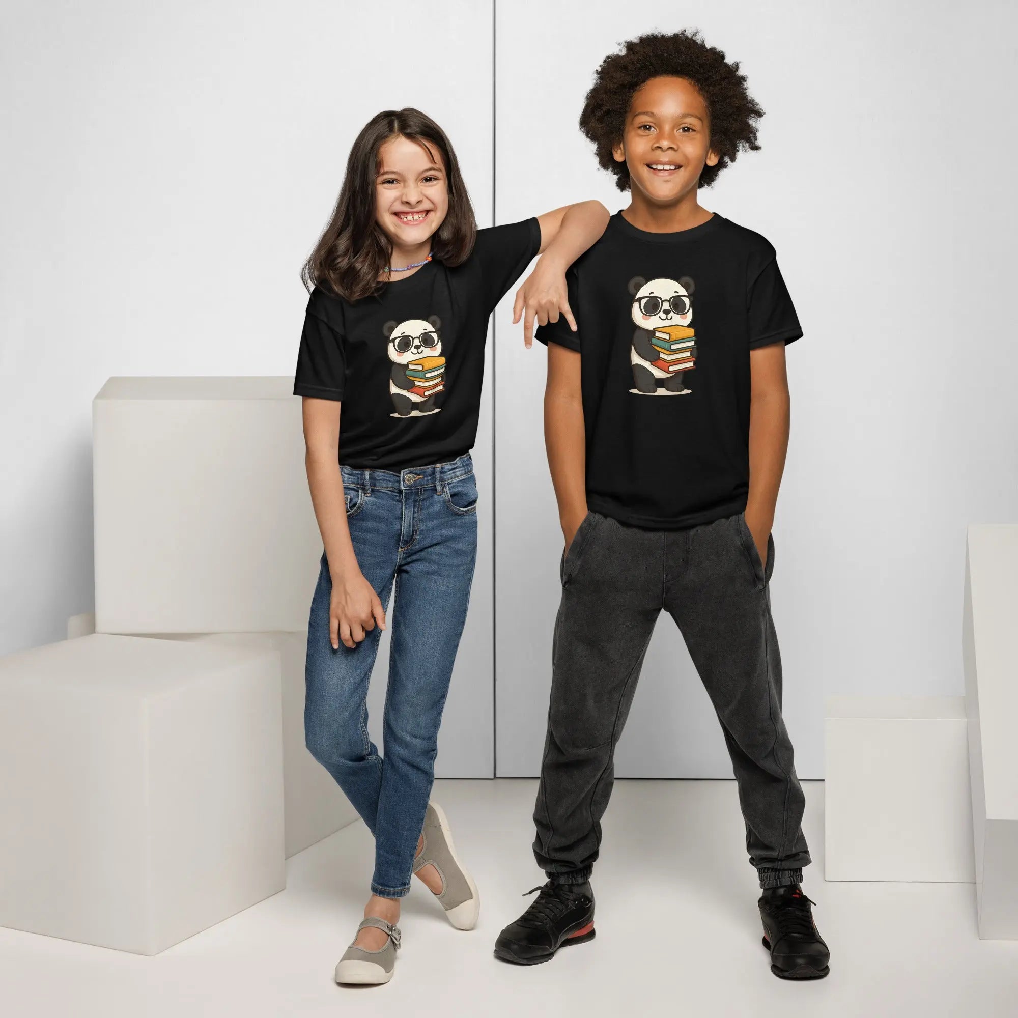 Paper peace Youth t-shirt - Panda with a stack of textbooks